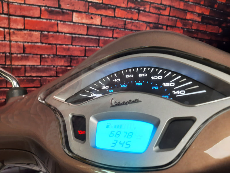 Vespa Primavera 125cc 2014 model Bronze